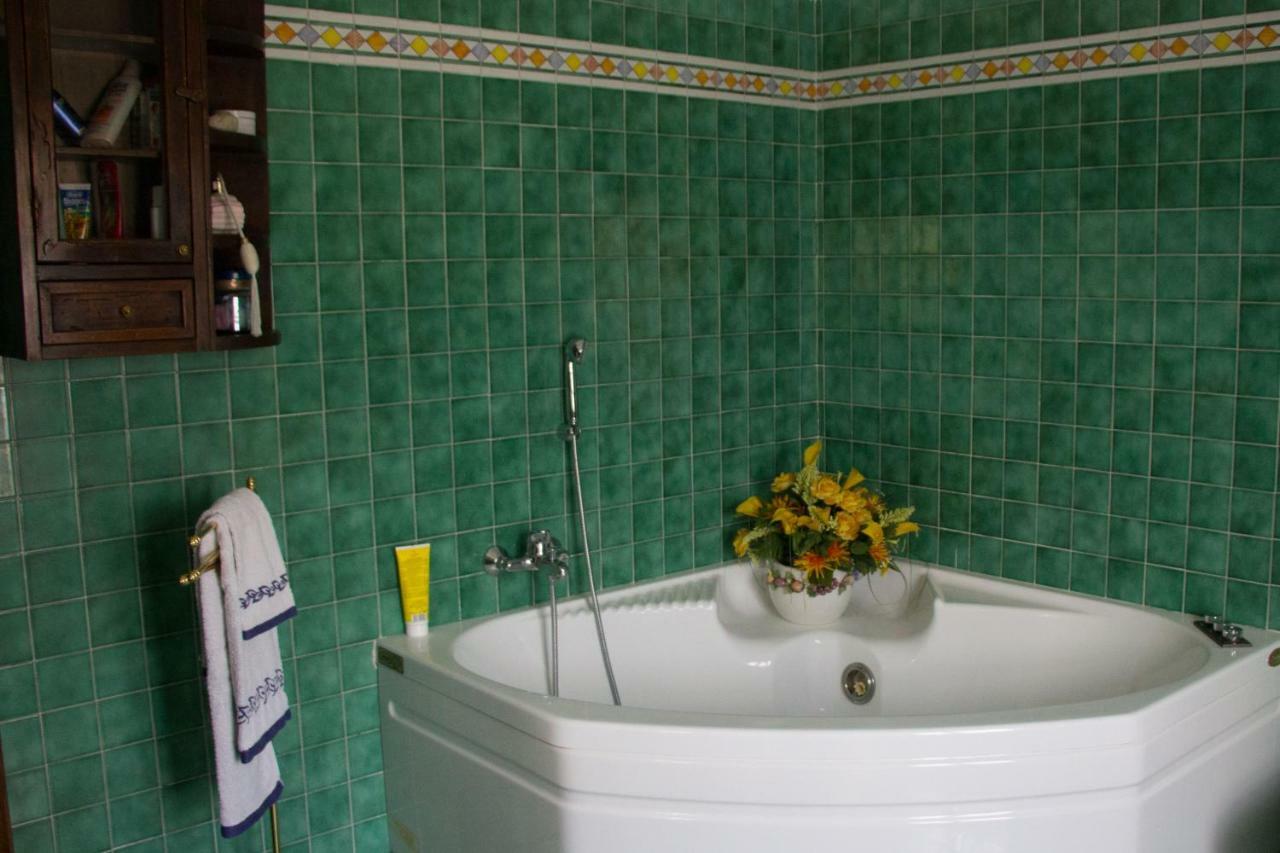 Torre Colombaia Guest House Salsomaggiore Terme Exterior photo